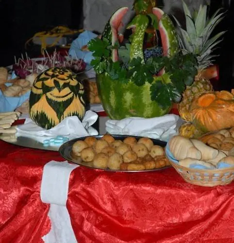 Отель Vecchio West *