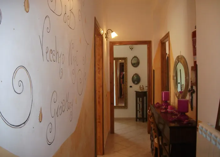 Vecchio West Аджерола